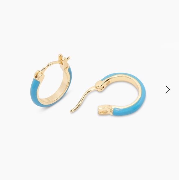 Gorjana Jewelry - Gorjana Amalfi Huggies Mini Hoop Earrings